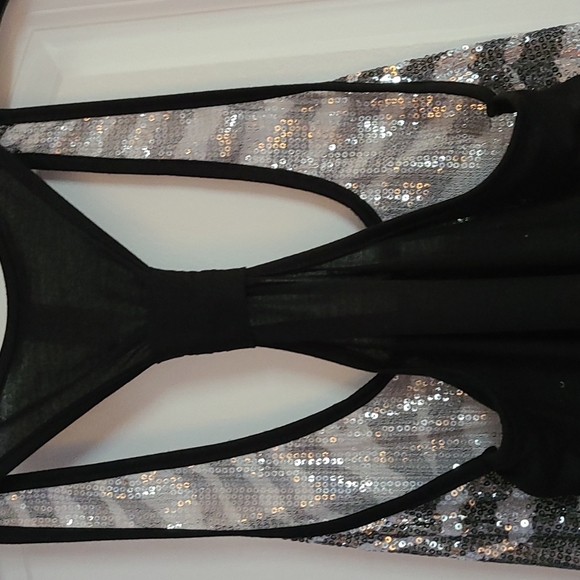 Sequined tank - Picture 4 of 5
